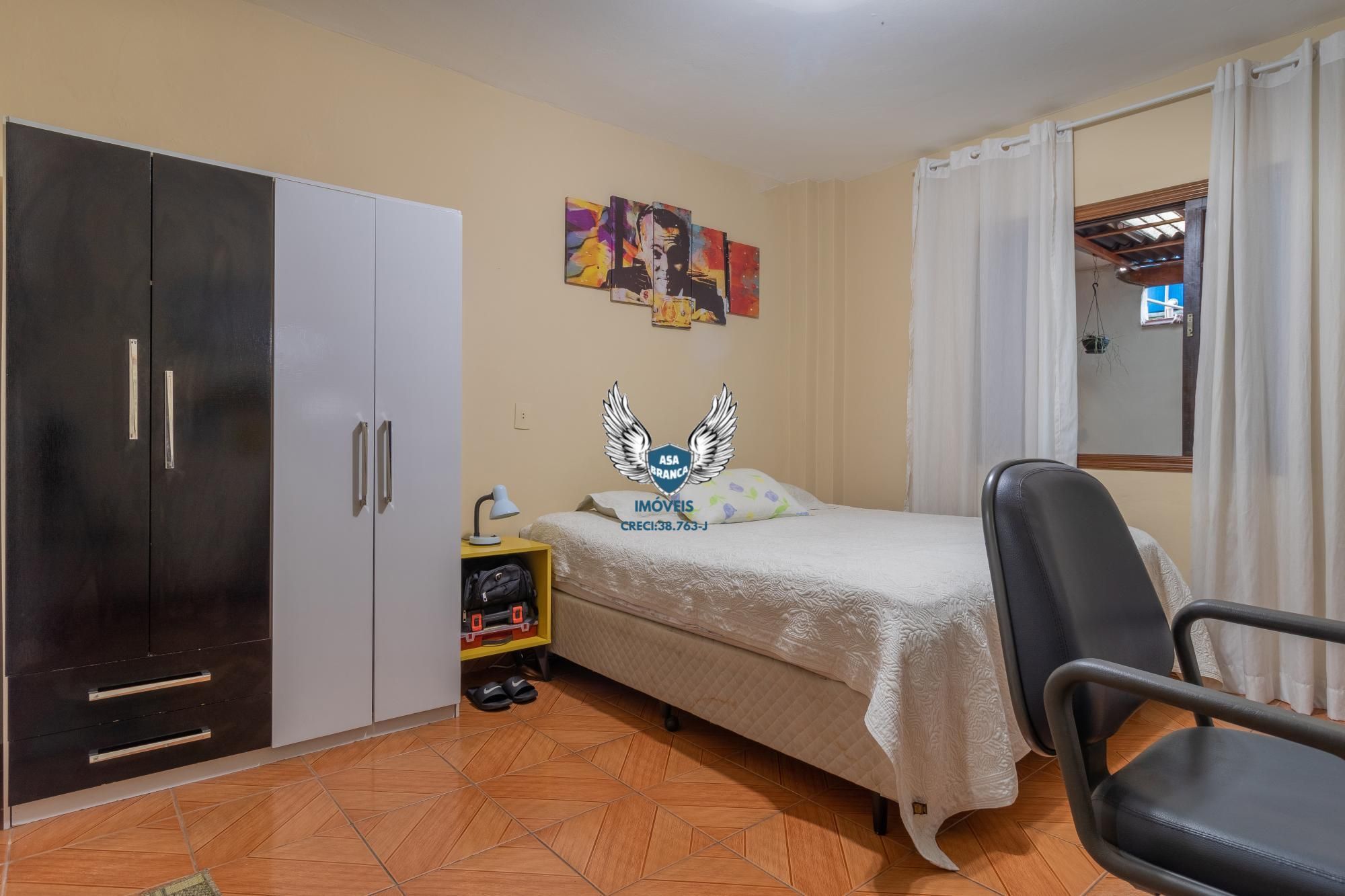 Casa em santana , à 150 metros do metrô com 03 dormitórios sendo 03 suítes