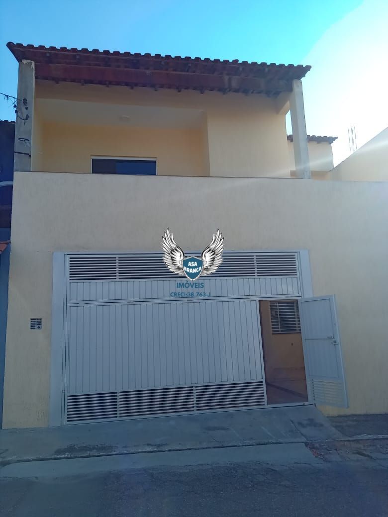Sobrado novo no imirim com 03 dormitórios sendo 02 suítes e 02 vagas de garagem