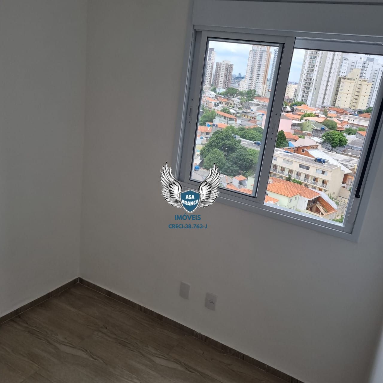 Apartamento na vila guaca com 02 dormitórios e 01 vaga de garagem para venda ou