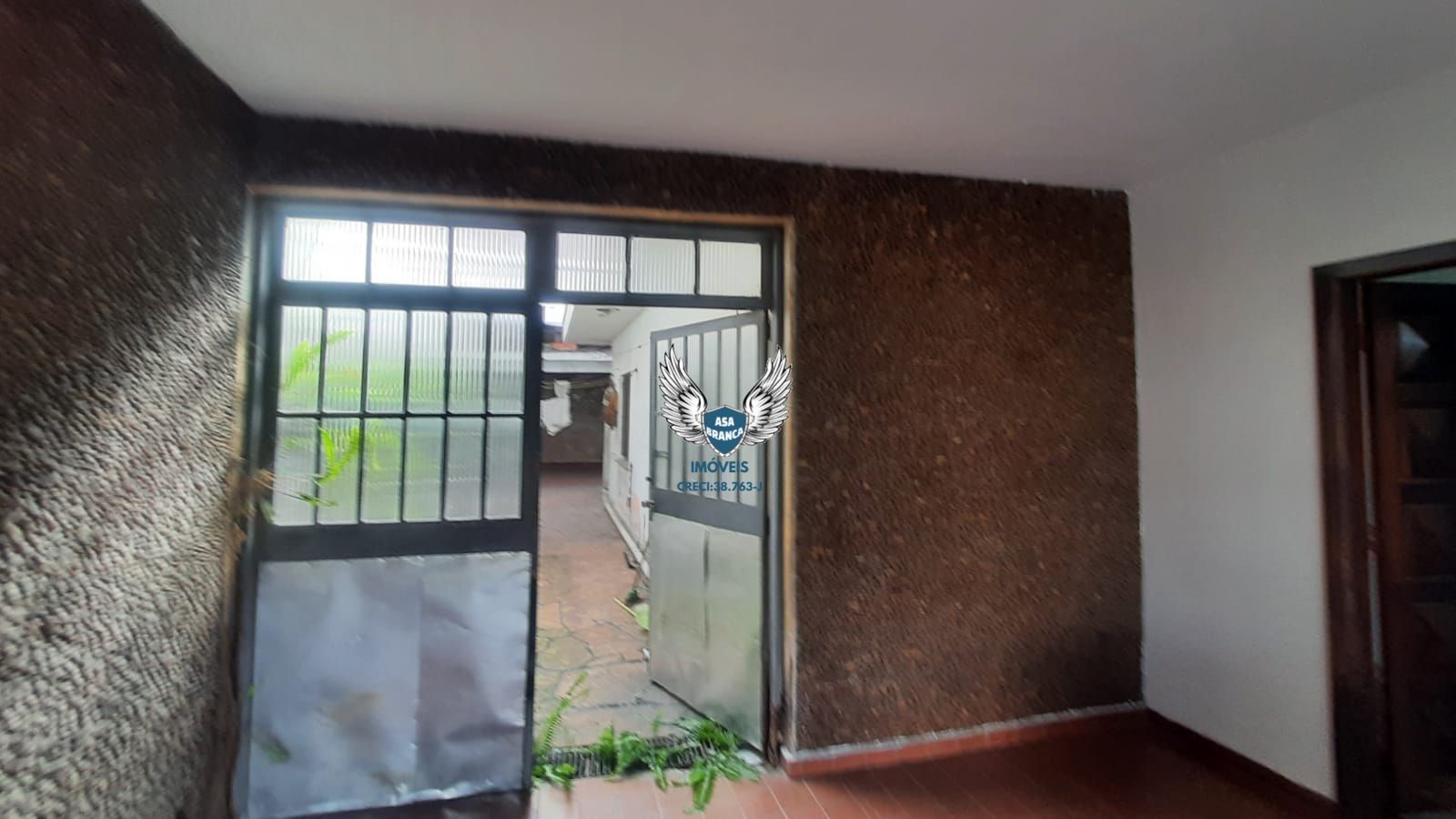 Casa térrea na freguesia do ó com 04 dormitórios sendo 01 suíte e 05 vagas de ga