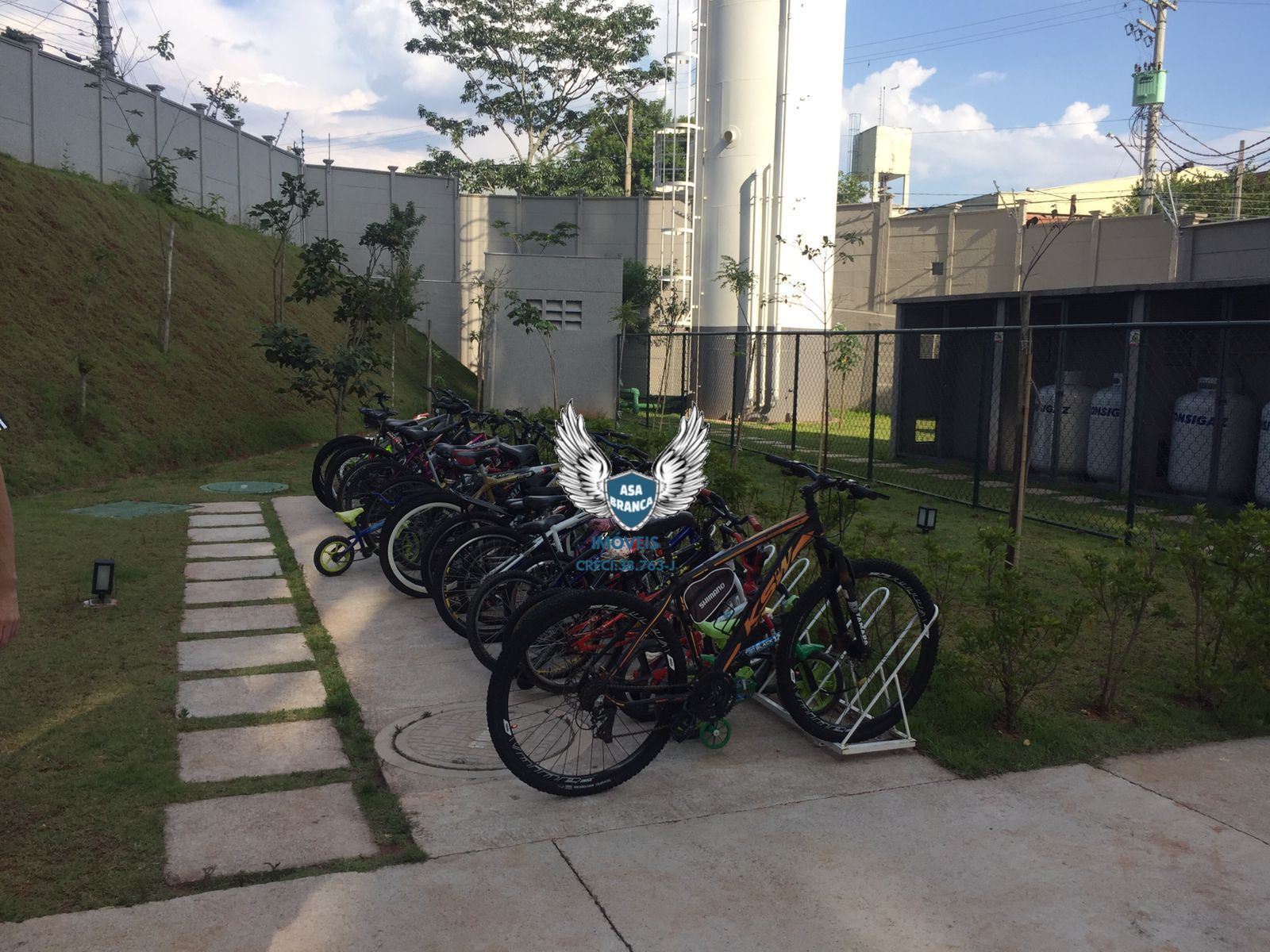 Apartamento no térreo 01 dormitório sem vaga de gararem ( próximo ao parque do