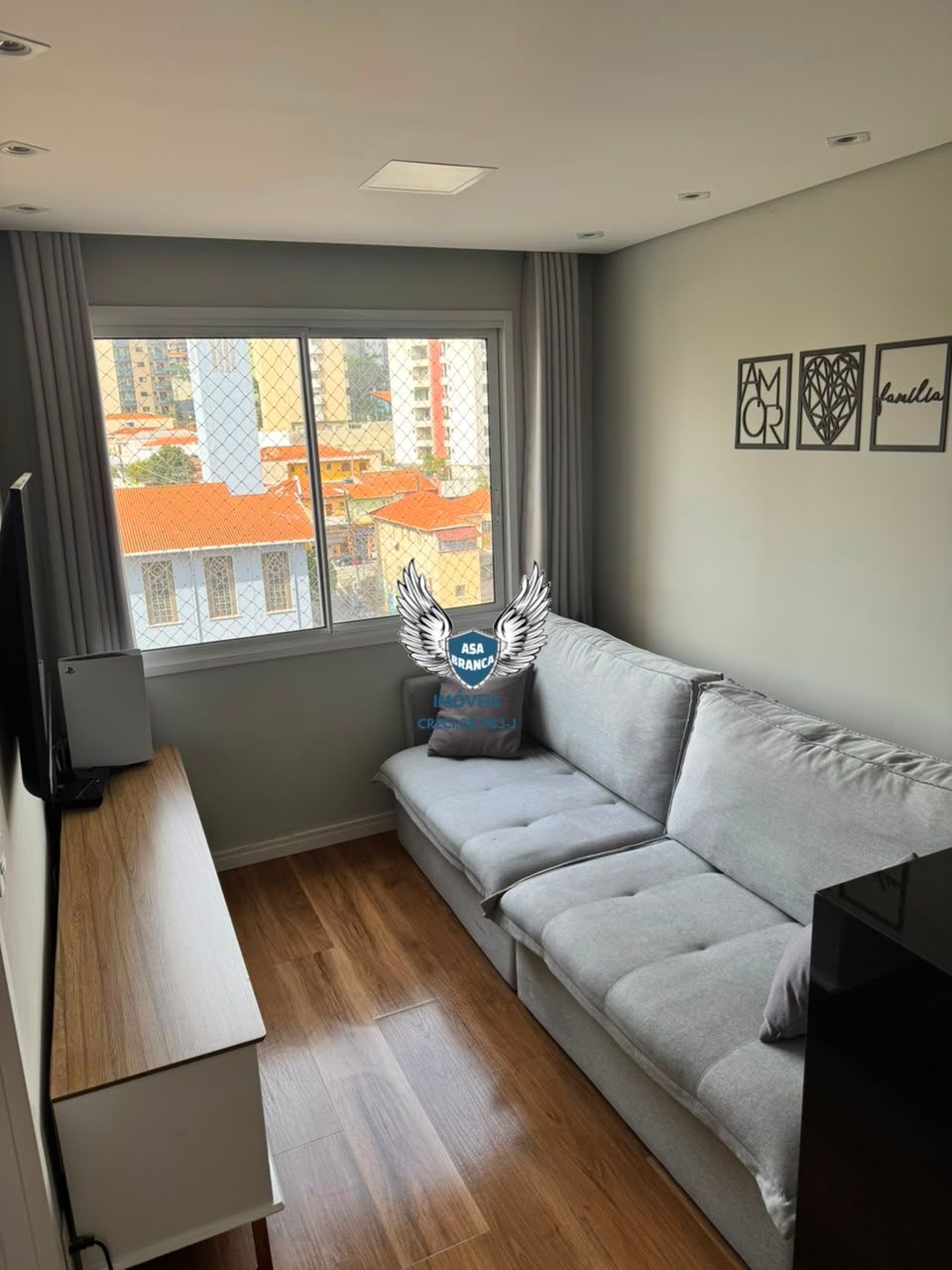 Apartamento na parada inglesa com 02 dormitórios sendo 01 suíte , sem vaga de ga
