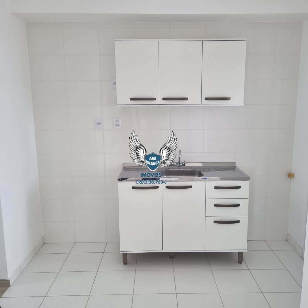 Apartamento na vila guaca com 02 dormitórios e 01 vaga de ga