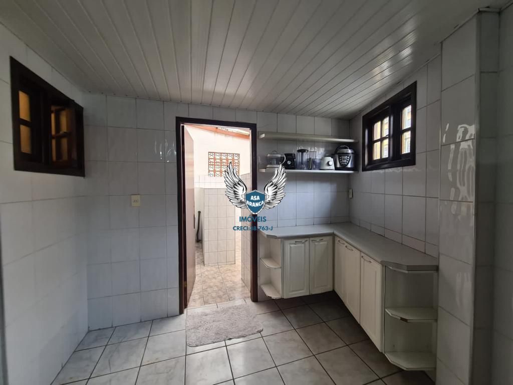 Casa térrea na casa verde com 04 dormitórios sendo 02 suítes