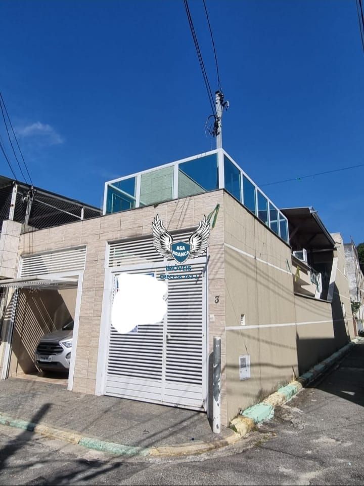 Casa térrea de vila no lauzane paulista com 03 dormitórios sendo 01 suíte