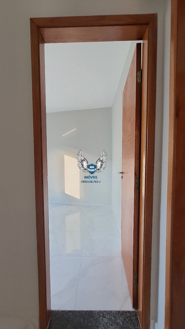 Apartamento de 02 dormitórios com vaga de garagem R$ 306,00 mil , fácil acesso