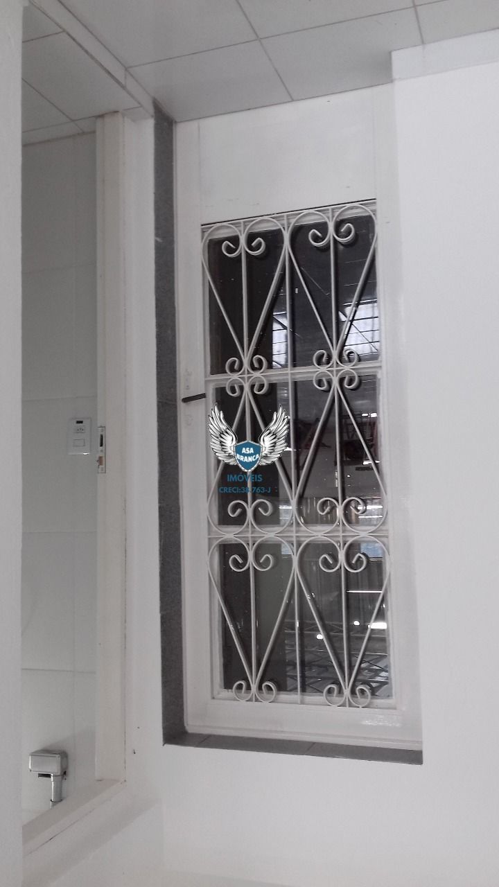 Brasilândia, 2 casas + galpão - prox. Linha laranja metro
