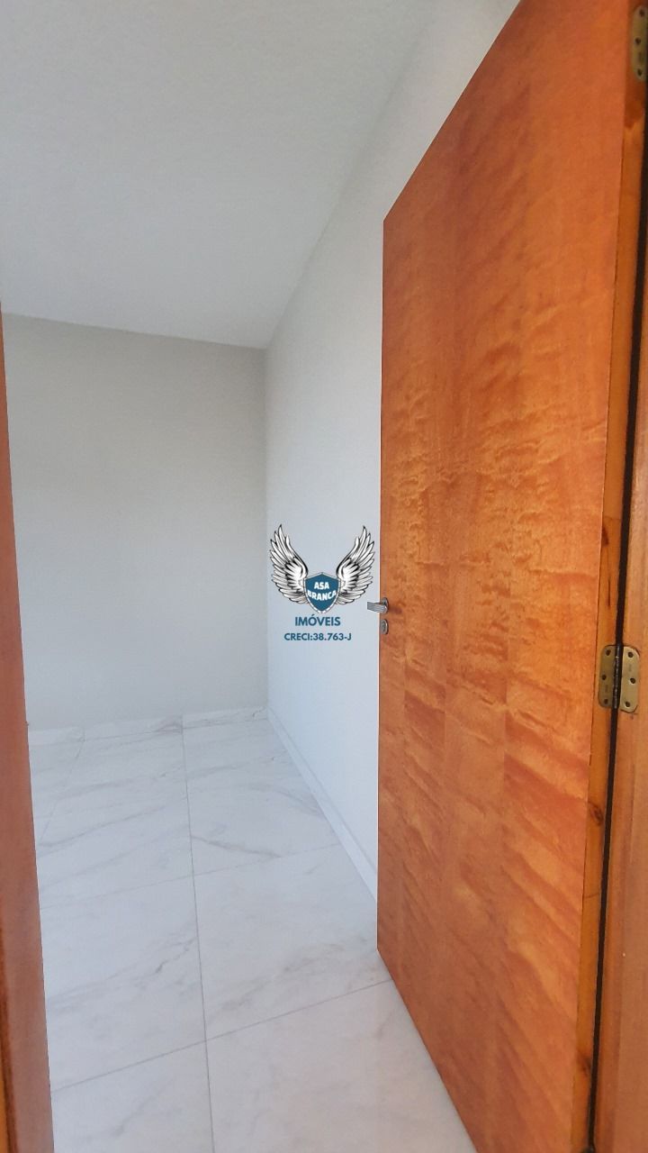 Apartamento de 02 dormitórios com vaga de garagem R$ 306,00 mil , fácil acesso