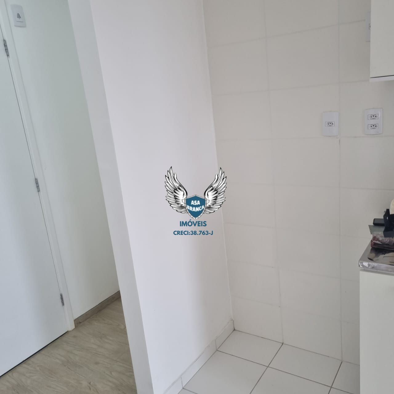 Apartamento na vila guaca com 02 dormitórios e 01 vaga de garagem para venda ou