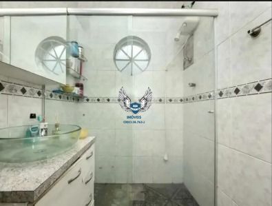Casa térrea ( com piscina ) no tucuruvi 04 dormitórios sendo 01 suíte e 02 vagas