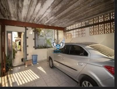 Casa térrea ( com piscina ) no tucuruvi 04 dormitórios sendo 01 suíte e 02 vagas