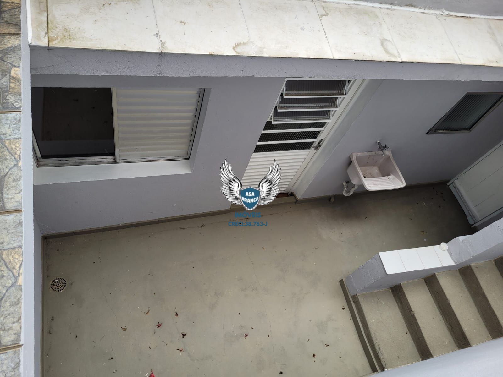 Casa térrea no lauzane com 03 dormitórios e 01 suíte