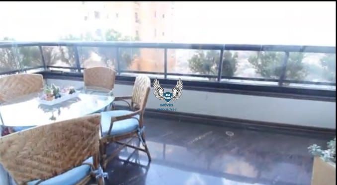 Apartamento na água fria com 04 suítes