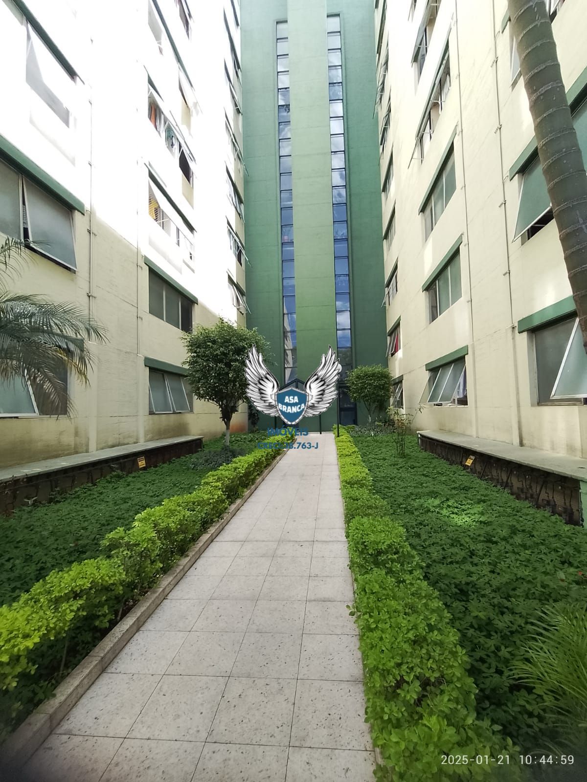 Apartamento 2 quartos na Av. Engº. Caetano Alvares