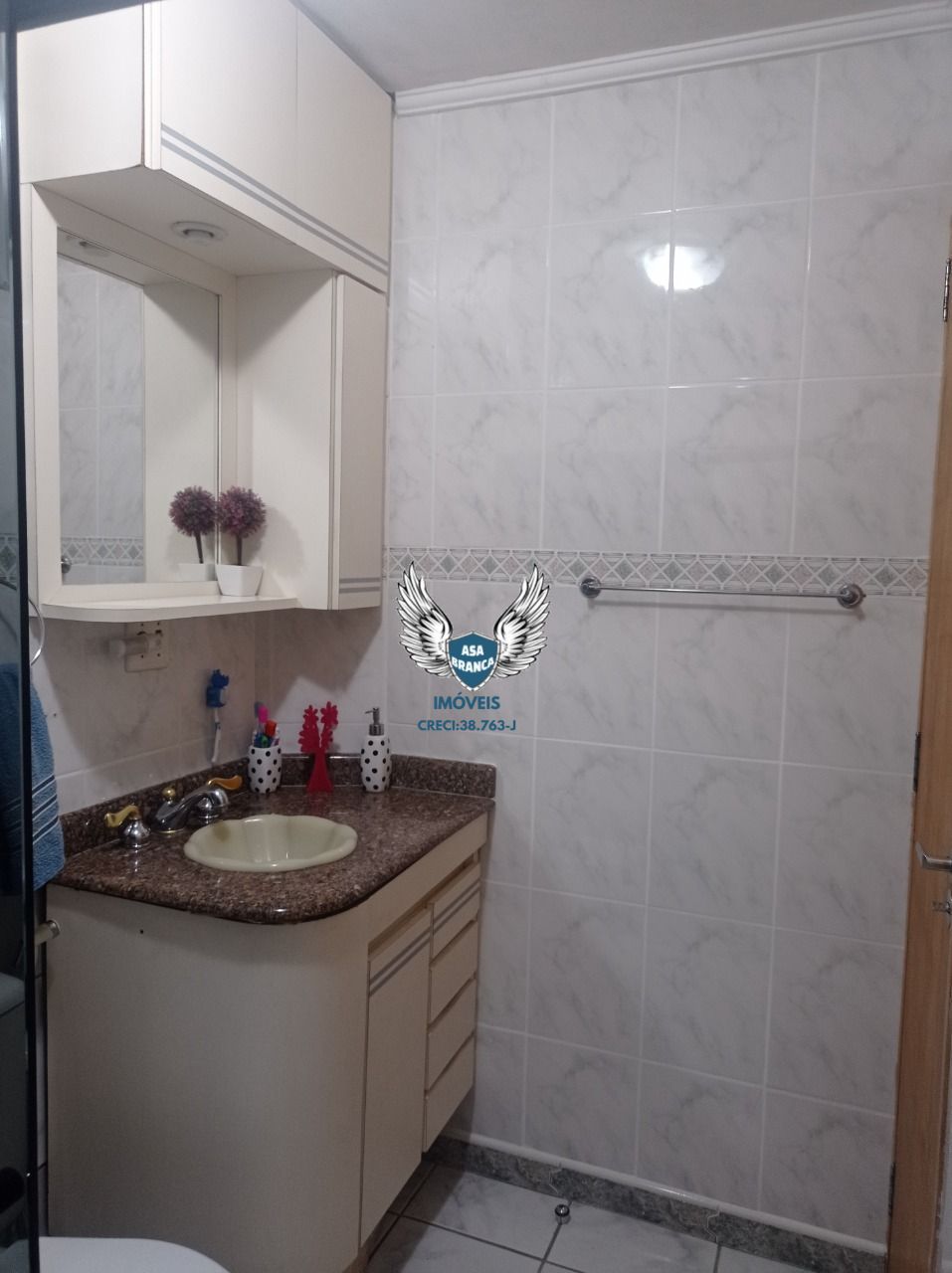 Apartamento no bairro do limão