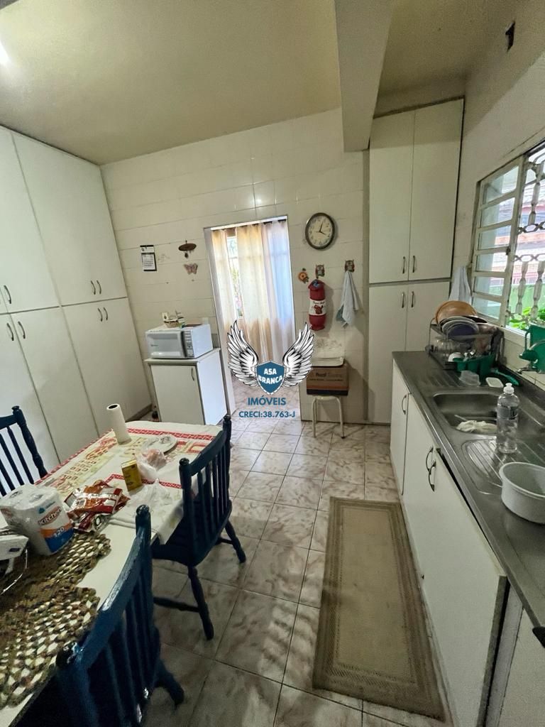 Sobrado de 03 suítes e 02 vagas de garagem, perto do shopping metrô tucuruvi