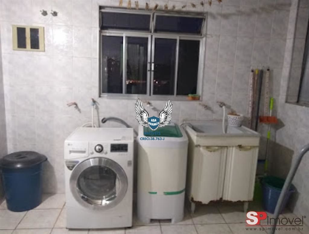 Lindo sobrado 3 dormitórios, sendo 2 suítes na vila mazzei.