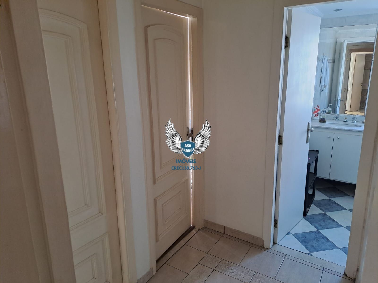 Apartamento em santana com 03 dormitórios, sendo 01 suíte e 01 vaga de garagem