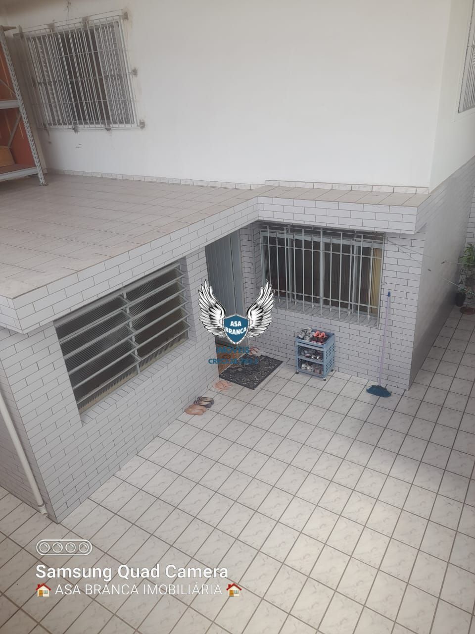 Casa assobradada de esquina na zona sul próximo shopping interlagos 03 dormitóri