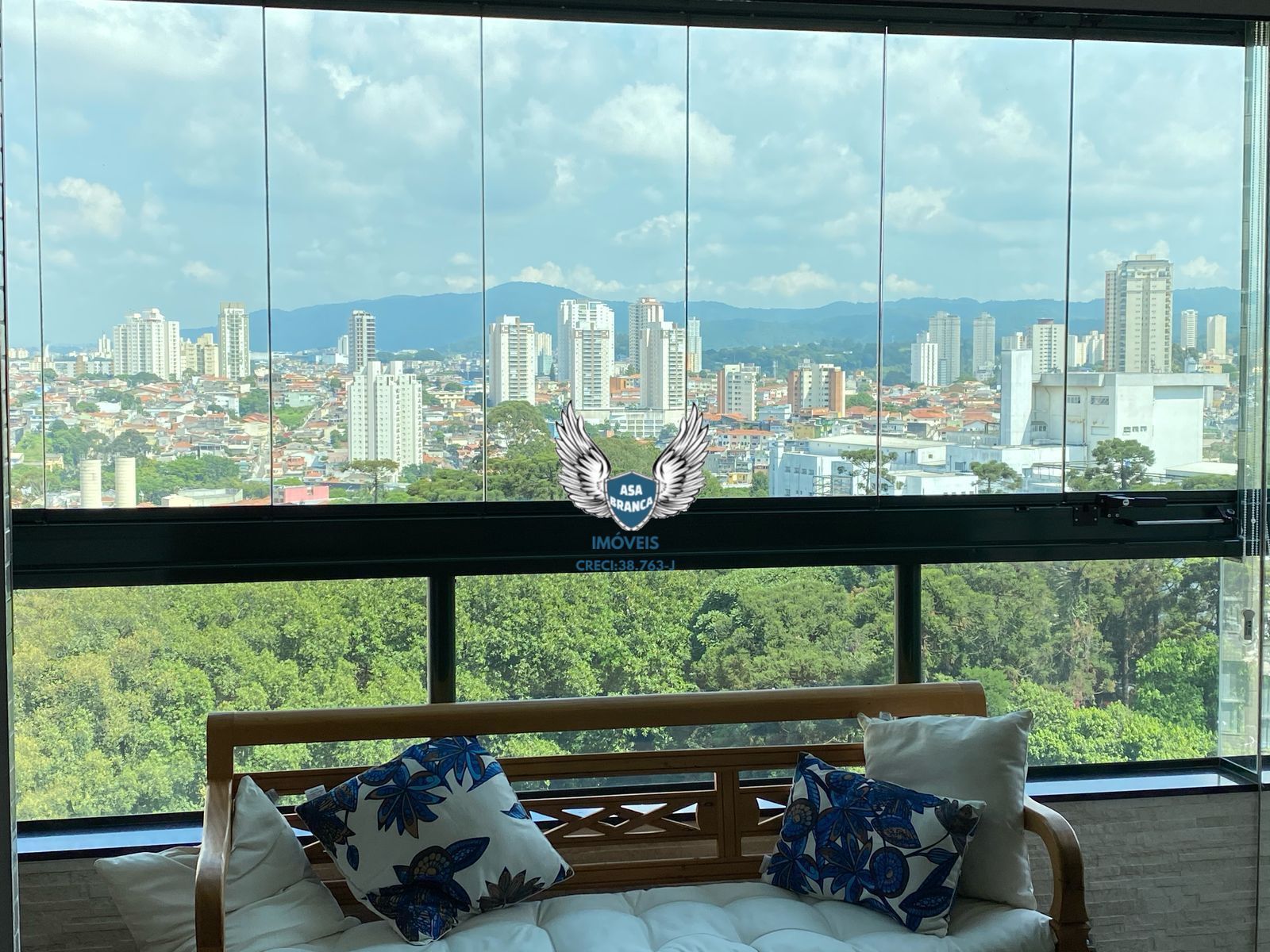 Apartamento mobiliado de alto padrão em santana com 03 dormitórios sendo 01 suít