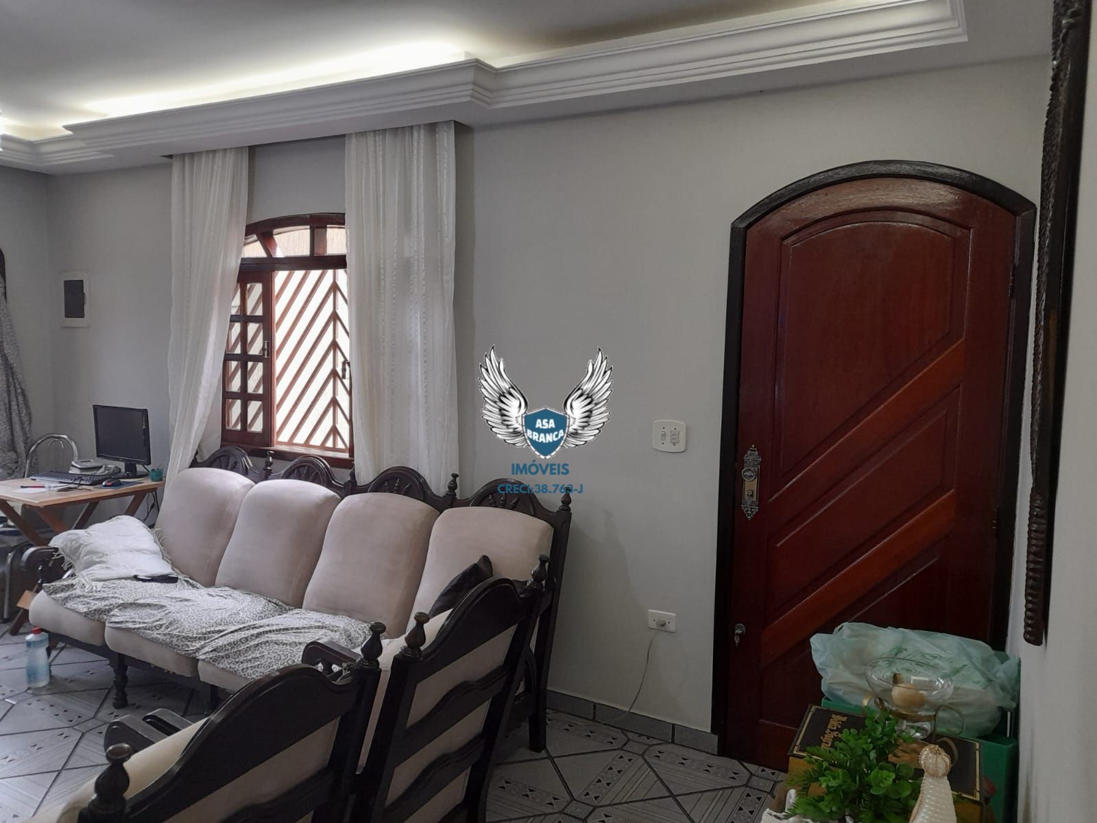 Sobrado na brasilândia com 03 dormitórios e 05 vagas de gara