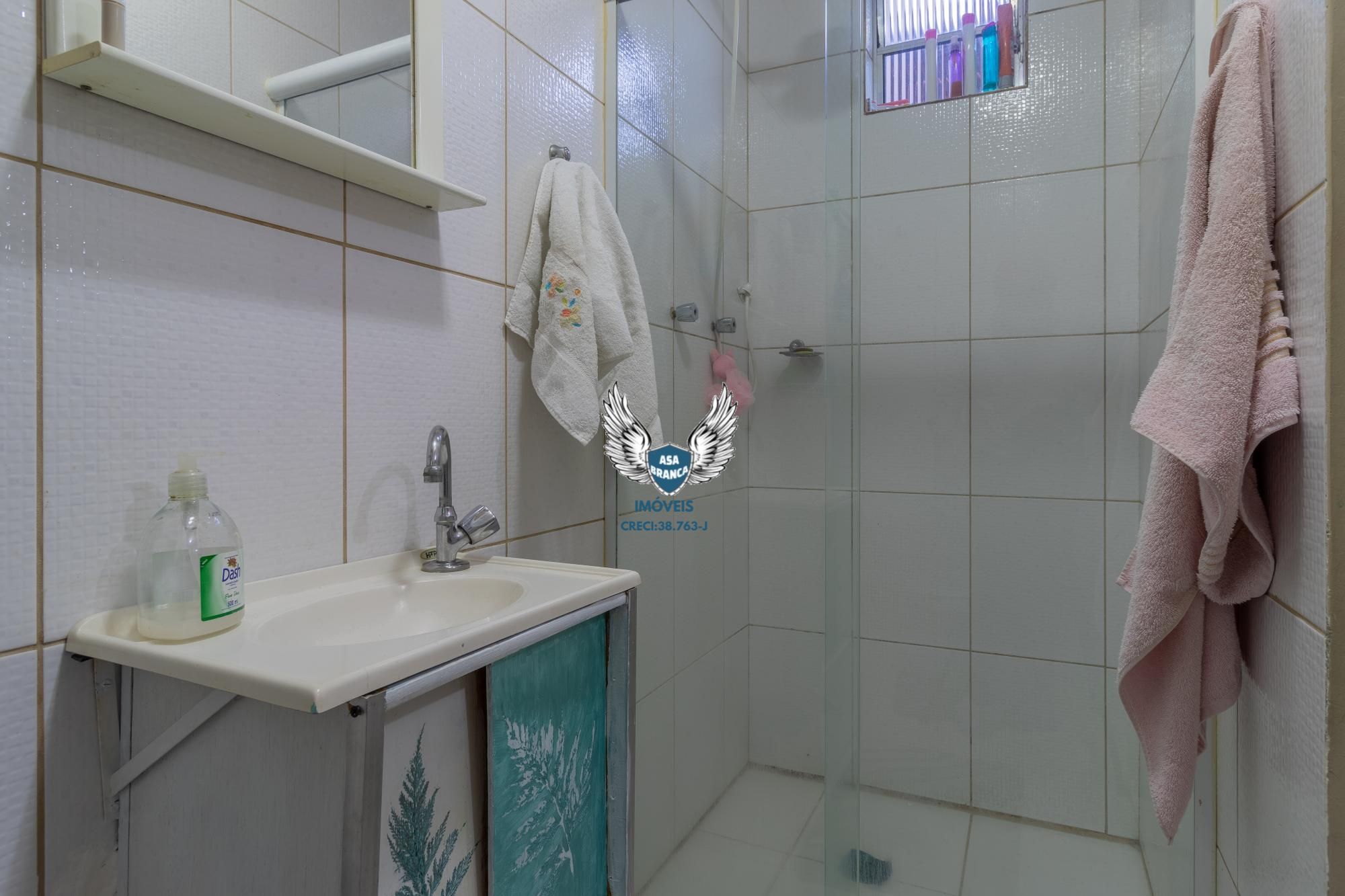 Casa em santana , à 150 metros do metrô com 03 dormitórios sendo 03 suítes