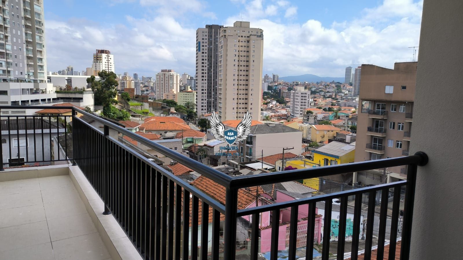 Apartamento na parada inglesa 02 dormitórios , a 06 minutos da estação
