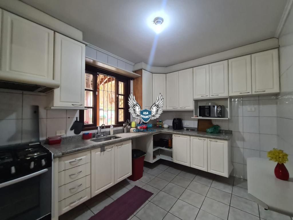 Casa térrea na casa verde com 04 dormitórios sendo 02 suítes