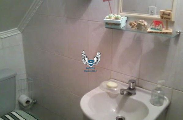 Sobrado na vila nova galvão com 02 dormitórios sendo 01 suíte e 02 vagas de gara