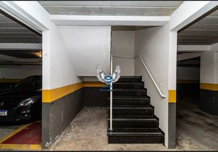 Apartamento no tucuruvi 02 dormitórios e 01 vaga de garagem à 800 metros do metr