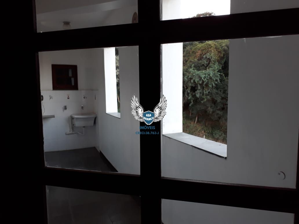 Casa térrea no tucuruvi com 03 dormitórios 01 suíte
