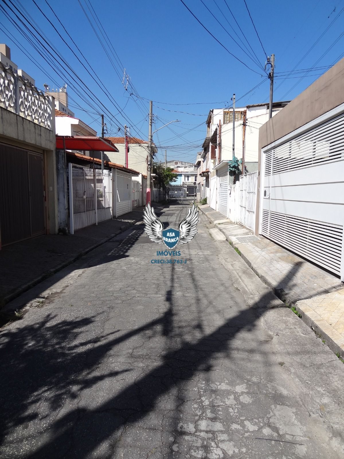 Sobrado na vila guilherme com 03 dormitórios sendo 03 suítes , rua sem saída fec