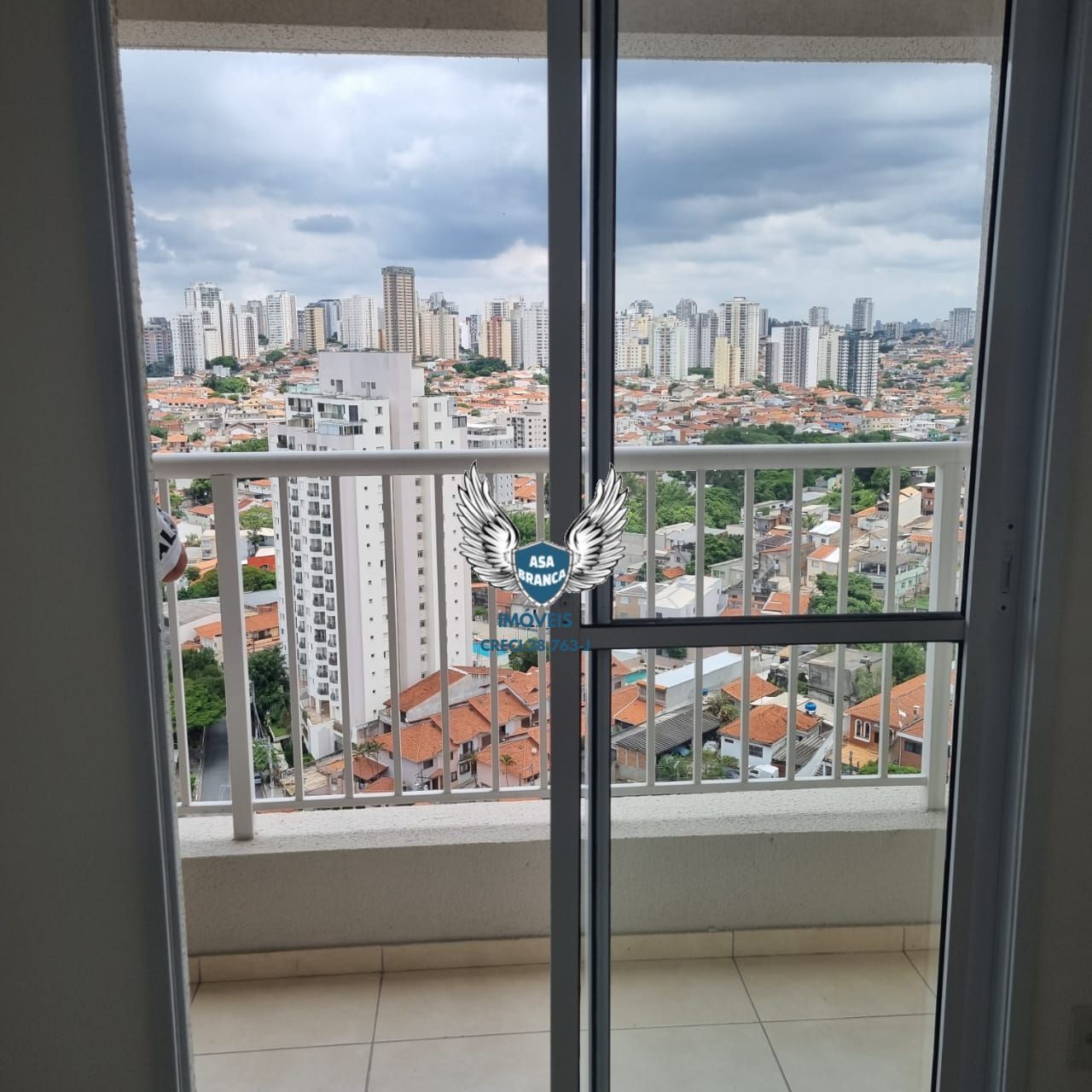 Apartamento na vila guaca com 02 dormitórios e 01 vaga de garagem para venda ou