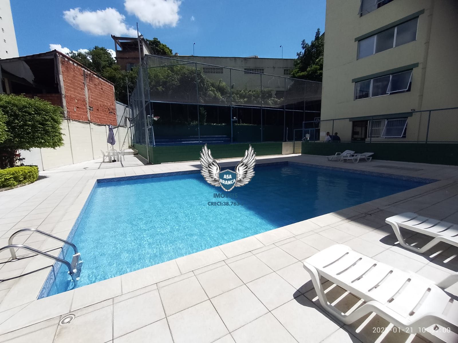 Apartamento 2 quartos na Av. Engº. Caetano Alvares