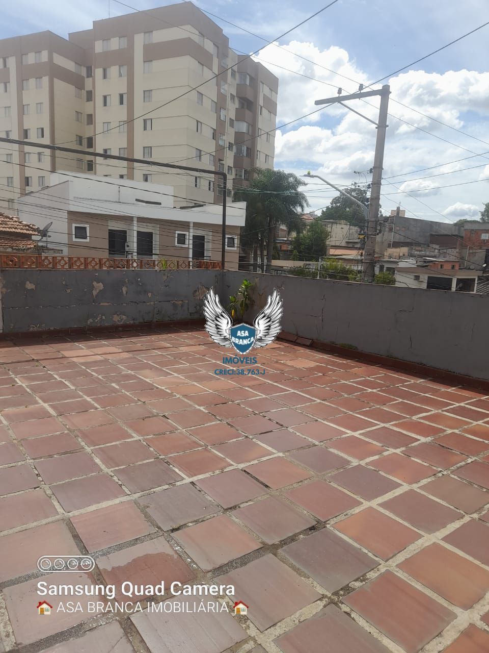 Casa assobradada de esquina na zona sul próximo shopping interlagos 03 dormitóri
