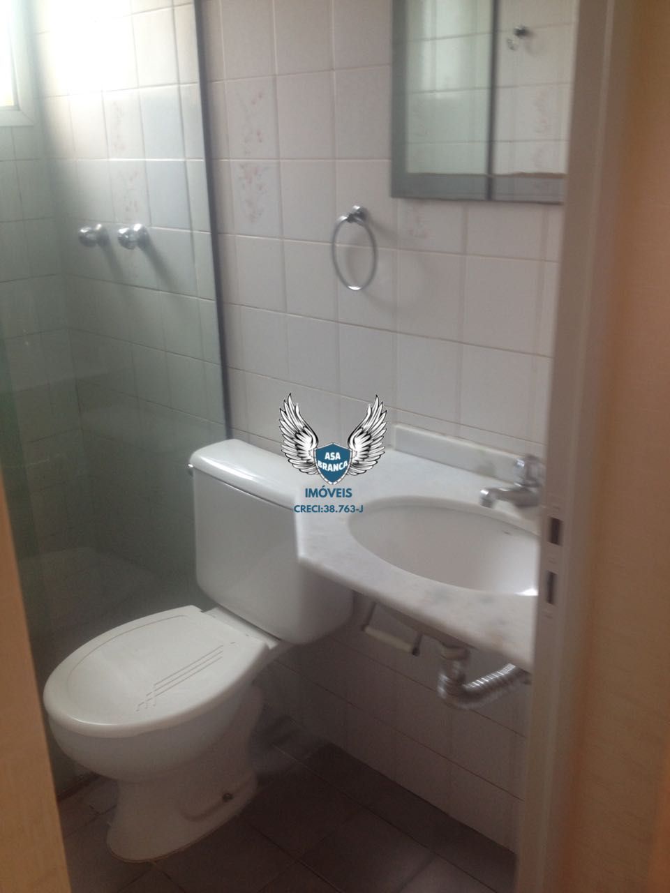Apartamento 02 dormitórios sendo 01 suíte