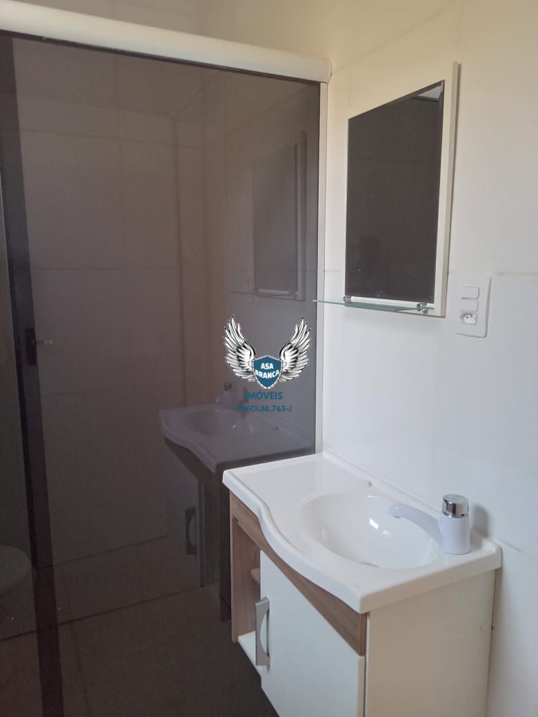Sobrado novo no imirim com 03 dormitórios sendo 02 suítes e 02 vagas de garagem