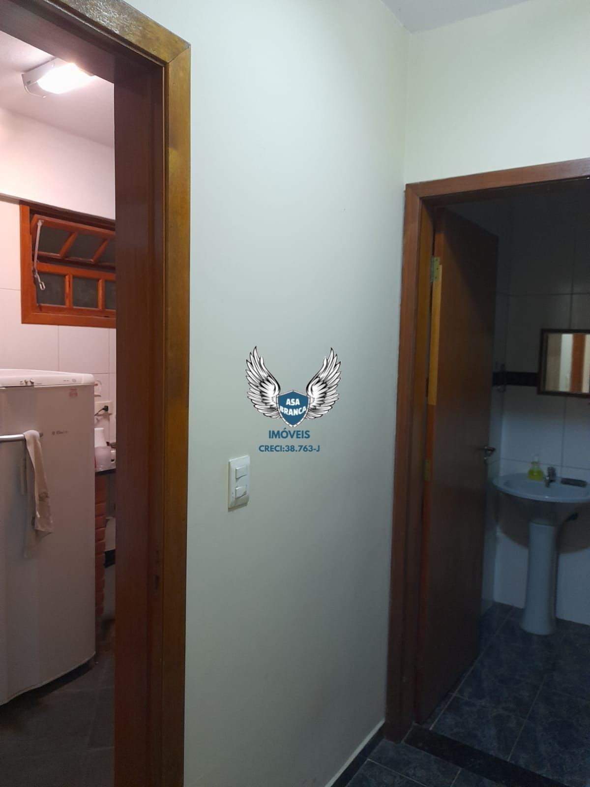 Sobrado de alto padrão no jardim guapira com 04 dormitórios 