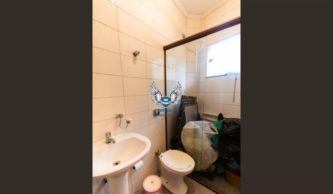 Casa térrea no parque novo mundo com 05 suítes
