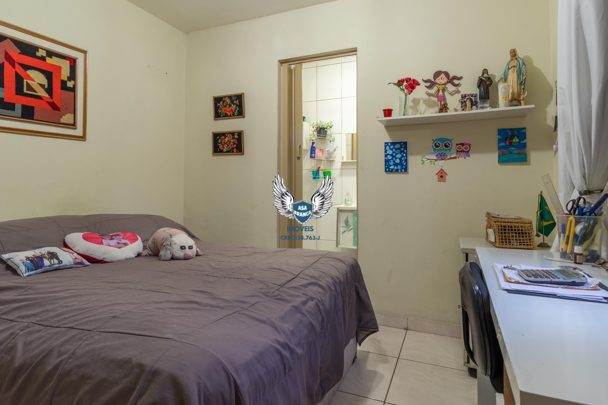 Casa em santana , à 150 metros do metrô com 03 dormitórios sendo 03 suítes