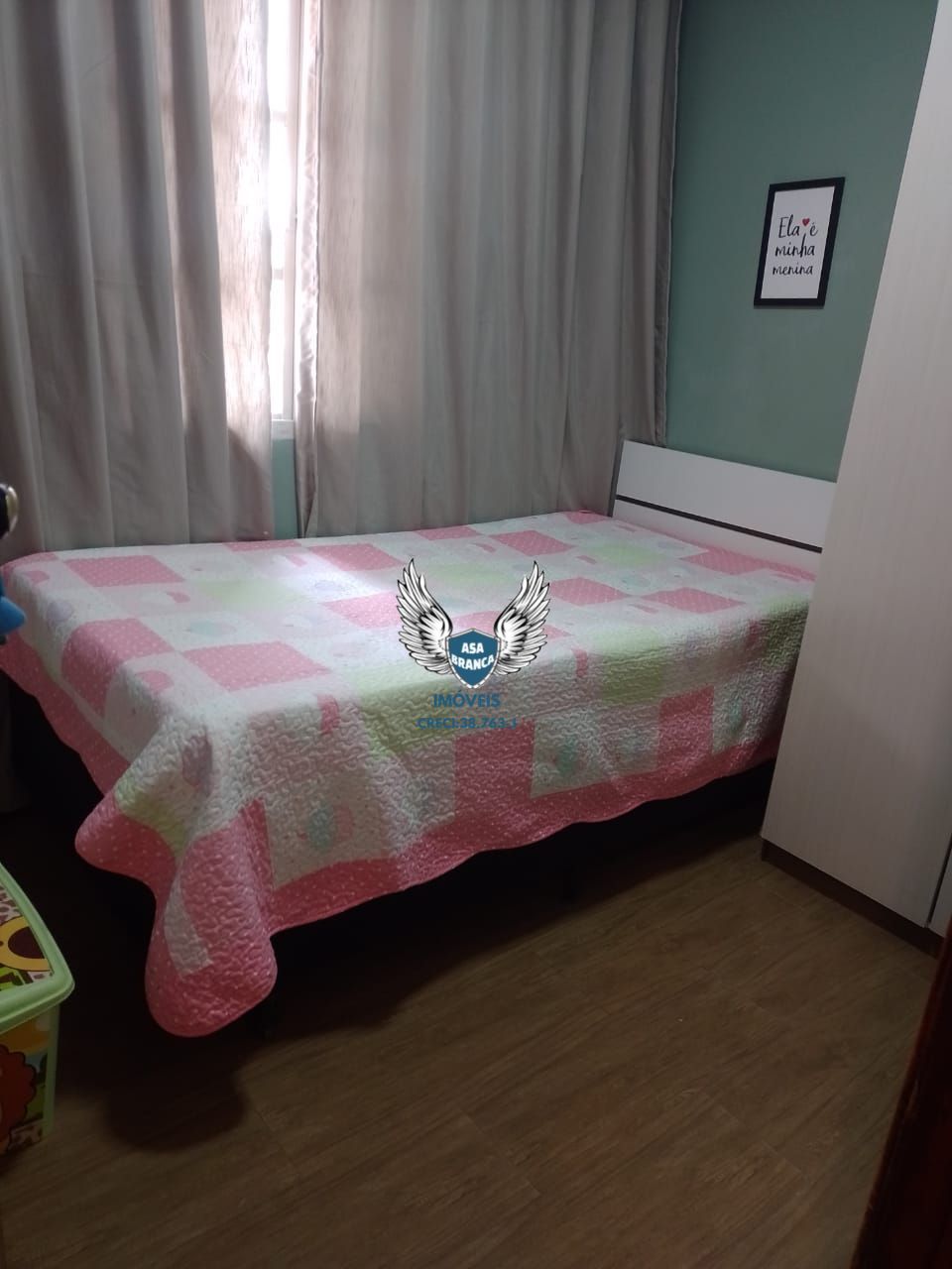 Excelente Sobrado, 3 Dormitórios, 1 Suíte com varanda, 2 Vagas, Sala 2 ambientes
