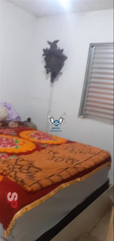 2 casas, com 2 dorm. Jova rural