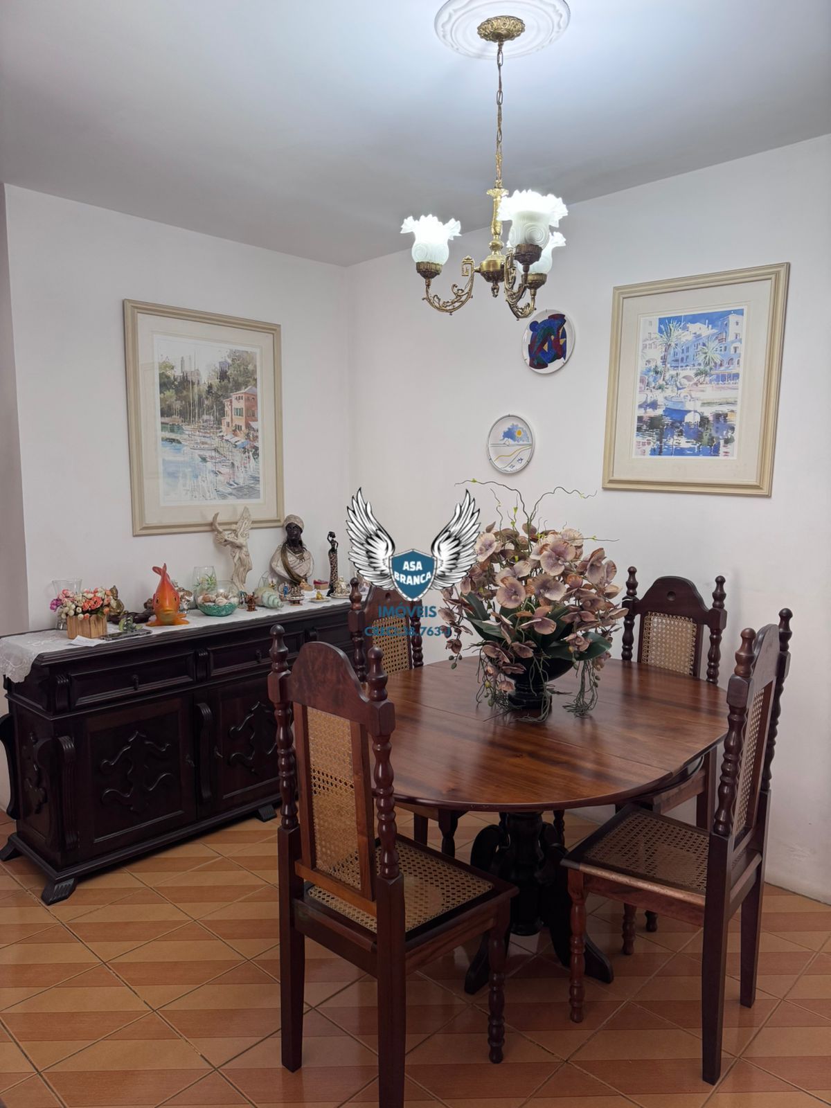Apartamento com sacada bairro santa terezinha com 02 dormitório e 01 vaga de ga