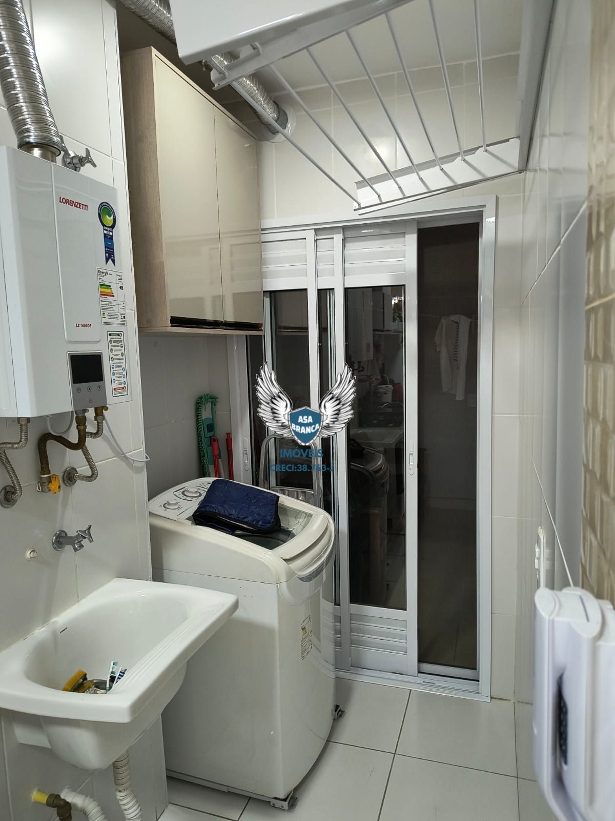 Apartamento na vila ede com 02 dormitórios e 01 vaga de gara
