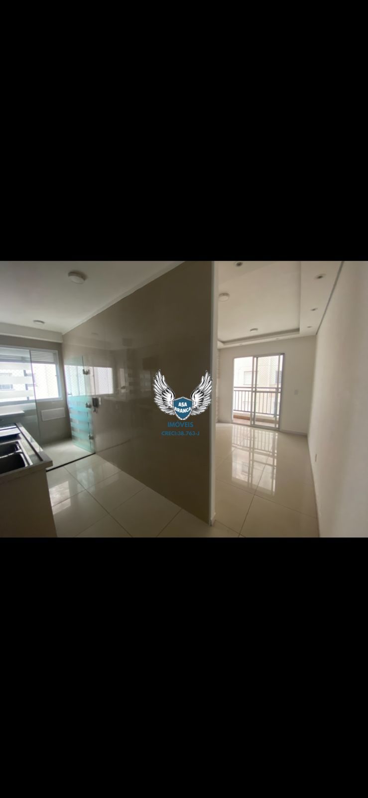Apartamento na vila guilherme 02 dormitórios e 01 vaga de garagem à 600 metros