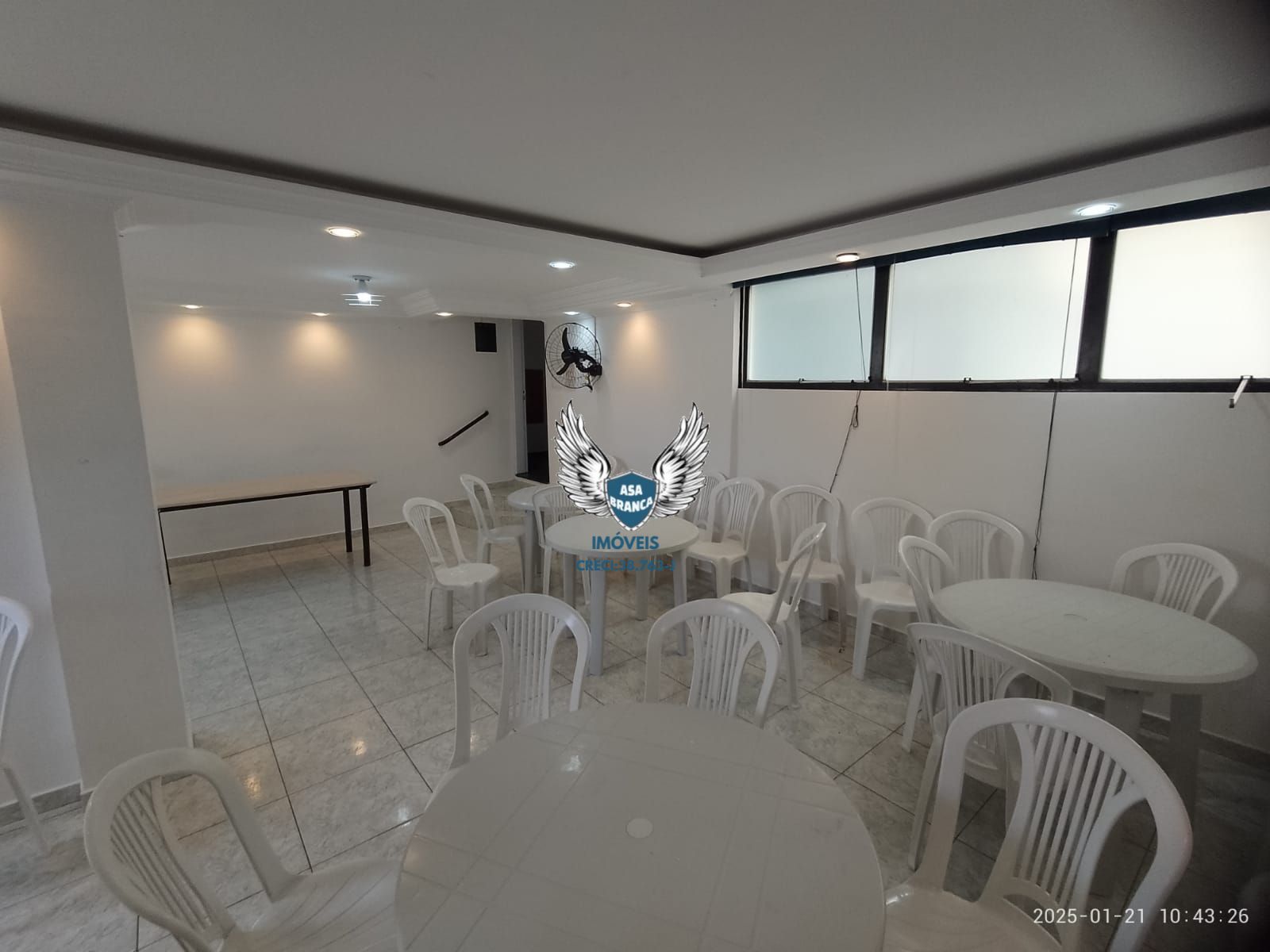 Apartamento 2 quartos na Av. Engº. Caetano Alvares