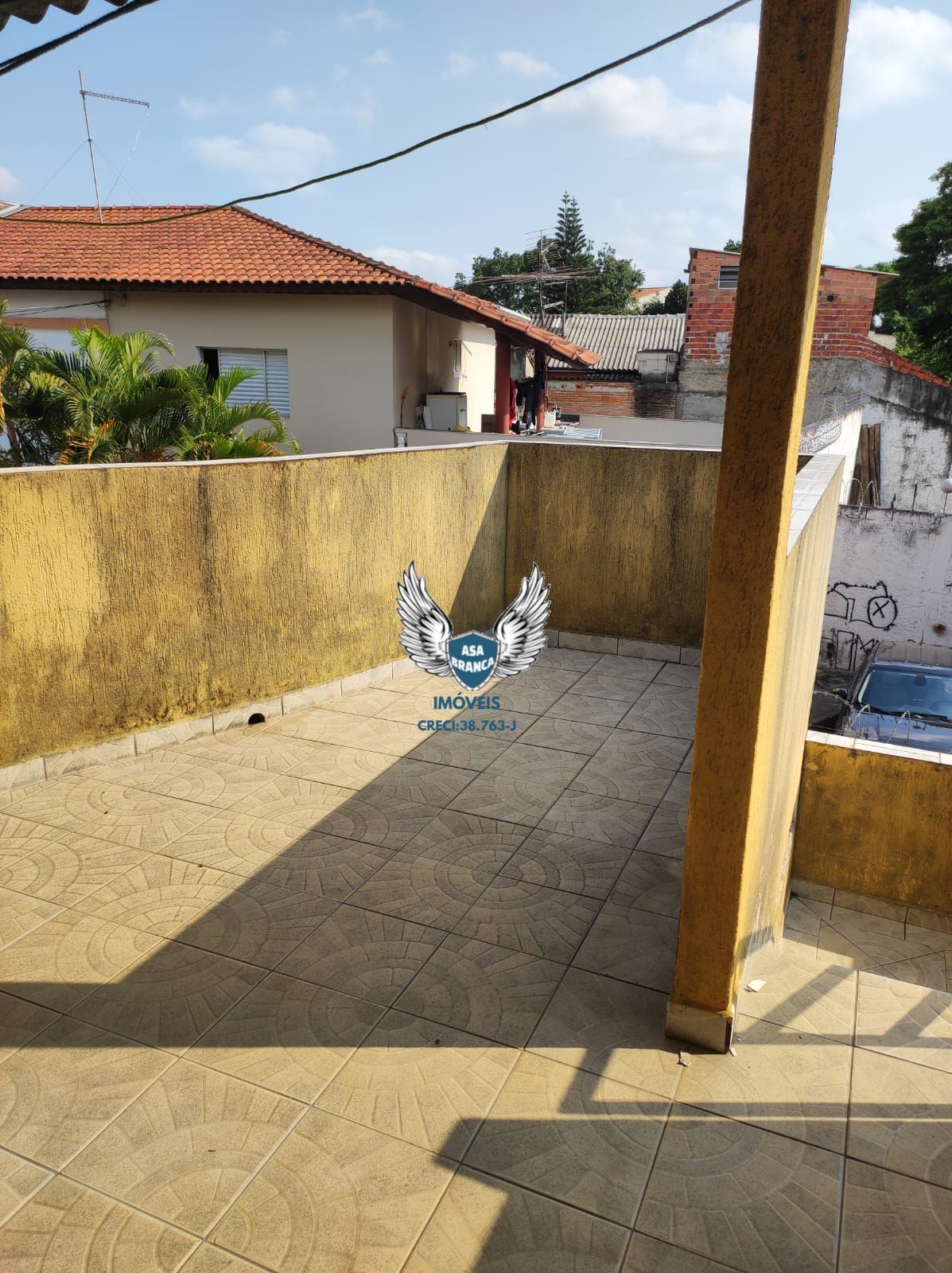 Sobrado no jaçana com 02 dormitórios e 02 vagas de garagem + edicula