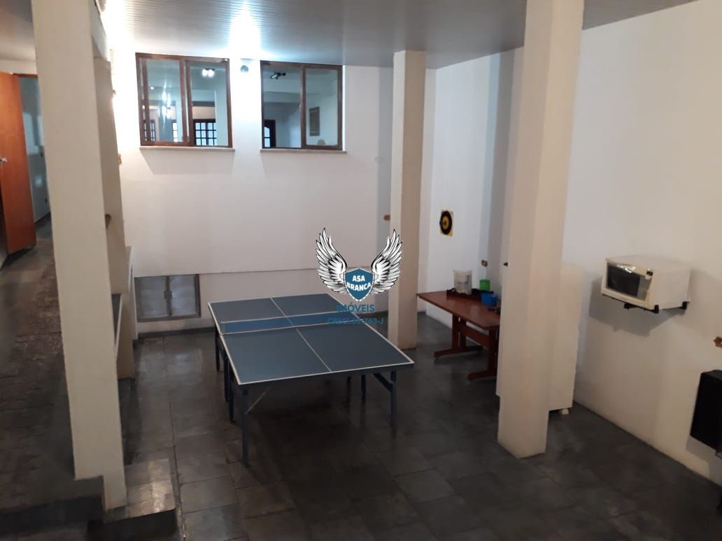 Casa térrea no tucuruvi com 03 dormitórios 01 suíte