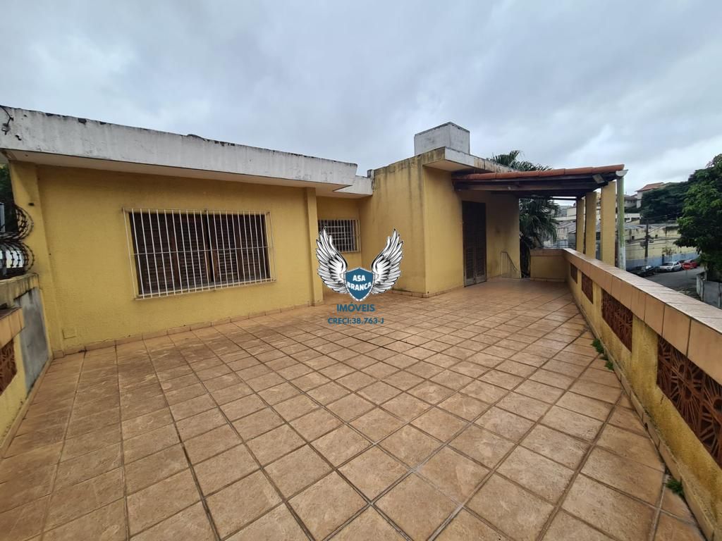 Casa térrea na casa verde com 04 dormitórios sendo 02 suítes