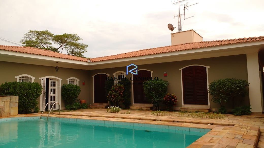 Casa, 4 quartos, 319 m² - Foto 2